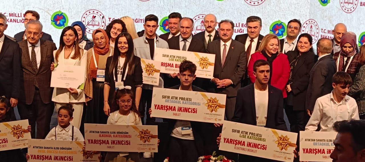 Sıfır Atık Yarışması'ndan İzmir’e Ödül