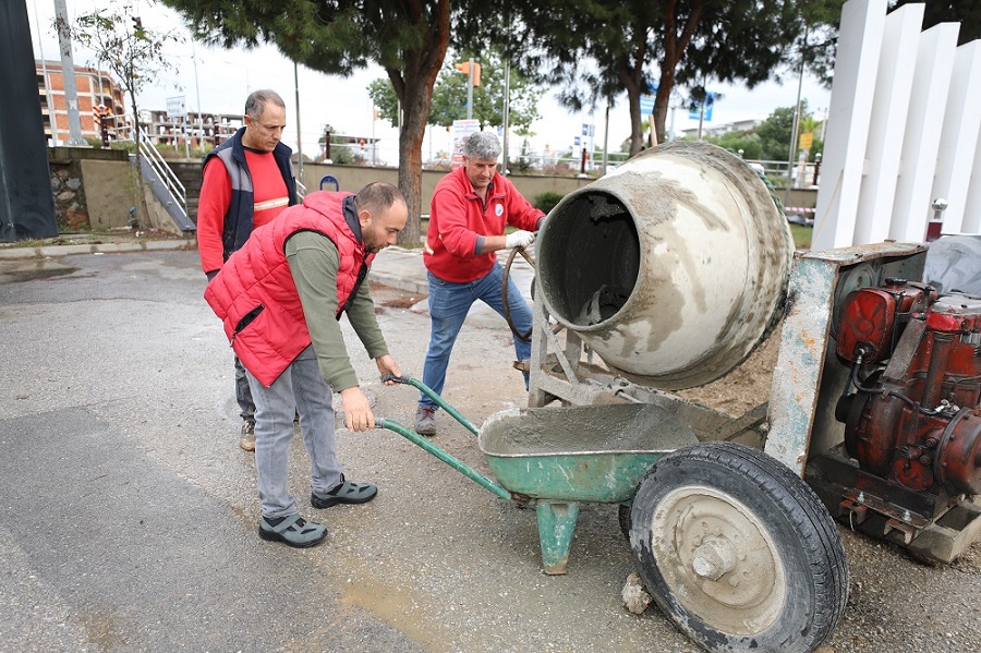 Elektrik Tesisatları Yenileniyor