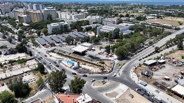 Hastane yolcuları için özel yaya tüneli