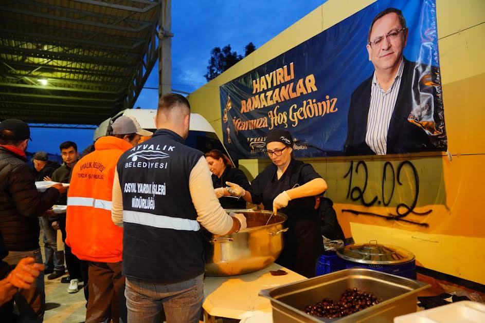 AYVALIK’TA İFTAR SOFRALARINA BÜYÜK İLGİ…