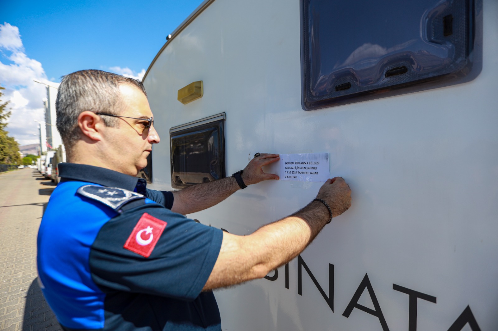 Karşıyaka Belediyesi’nden karavanla etkin mücadele