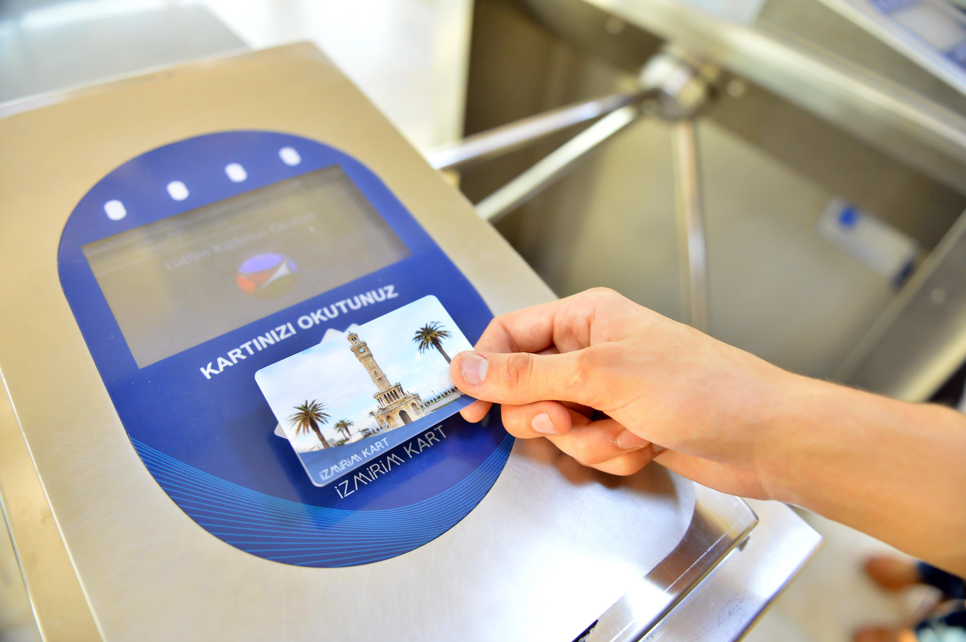 İzmirlilere müjde: “90 Dakika Ücretsiz Aktarma” başlıyor Başkan Tugay: Şehrimize hayırlı olsun