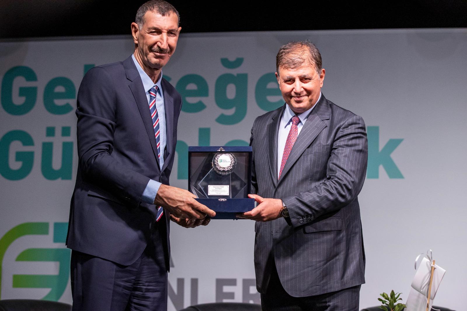 Tugay: Şehrimizin planlı gelişmesi için üzerimize düşeni yapacağız