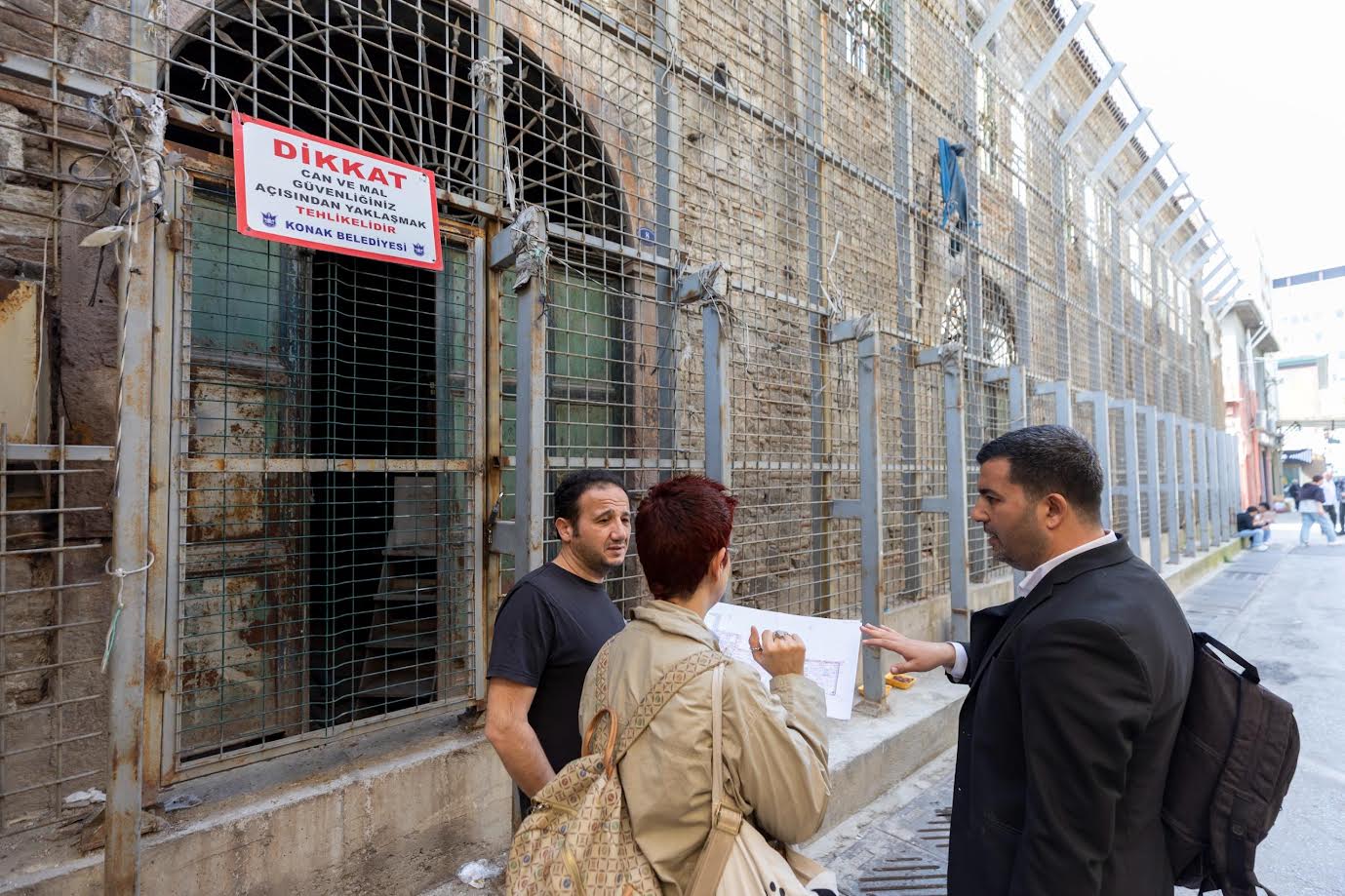 Konak’ta bir tarihi yapı daha ayağa kalkıyor