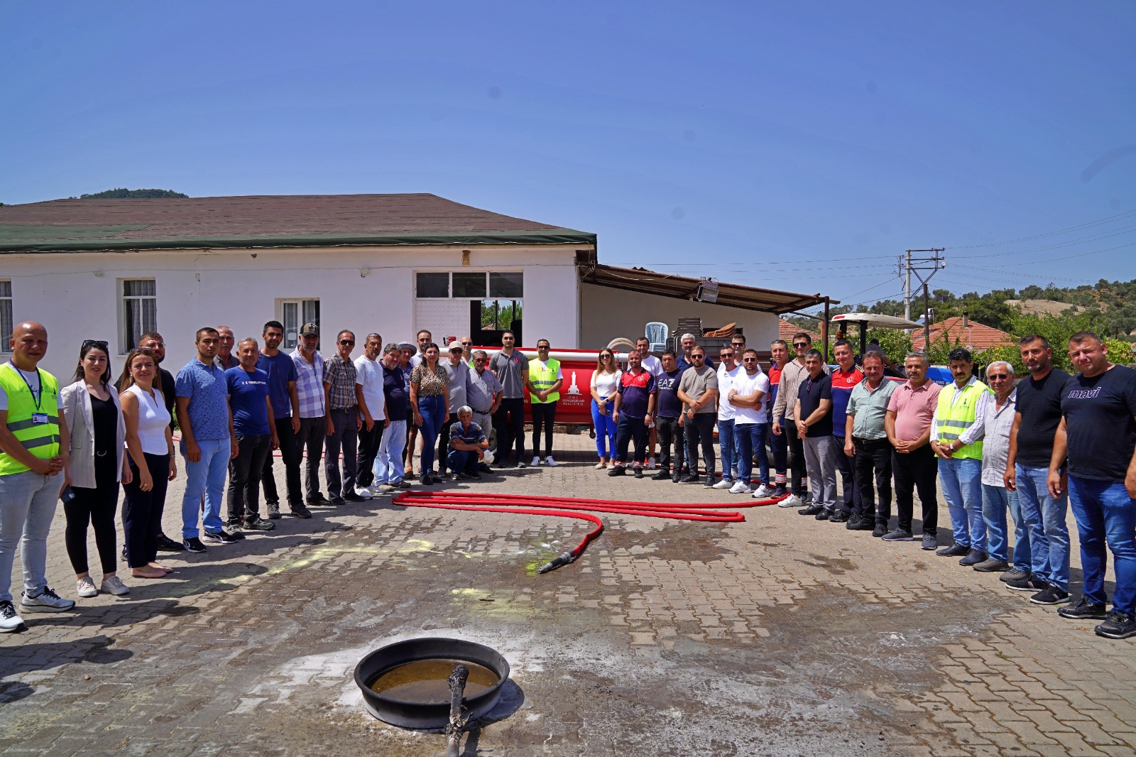 İzmir’in köyleri itfaiye üssü oluyor