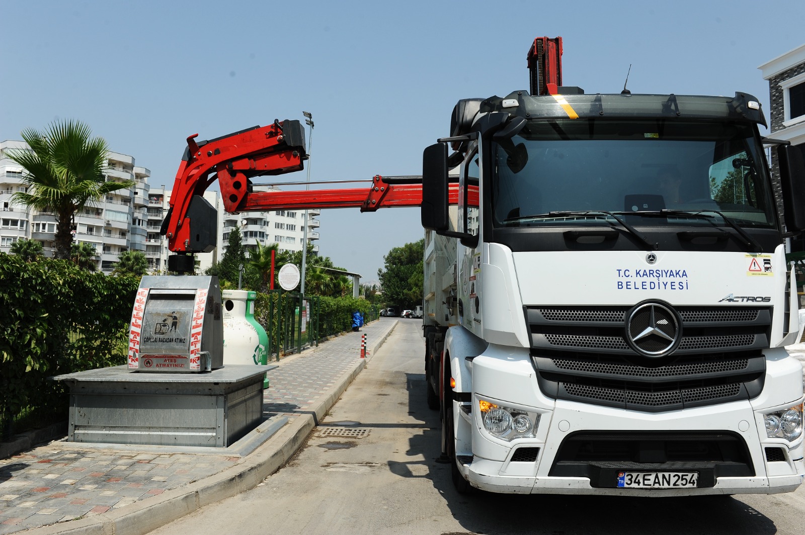 Daha temiz Karşıyaka için çöpler yer altında