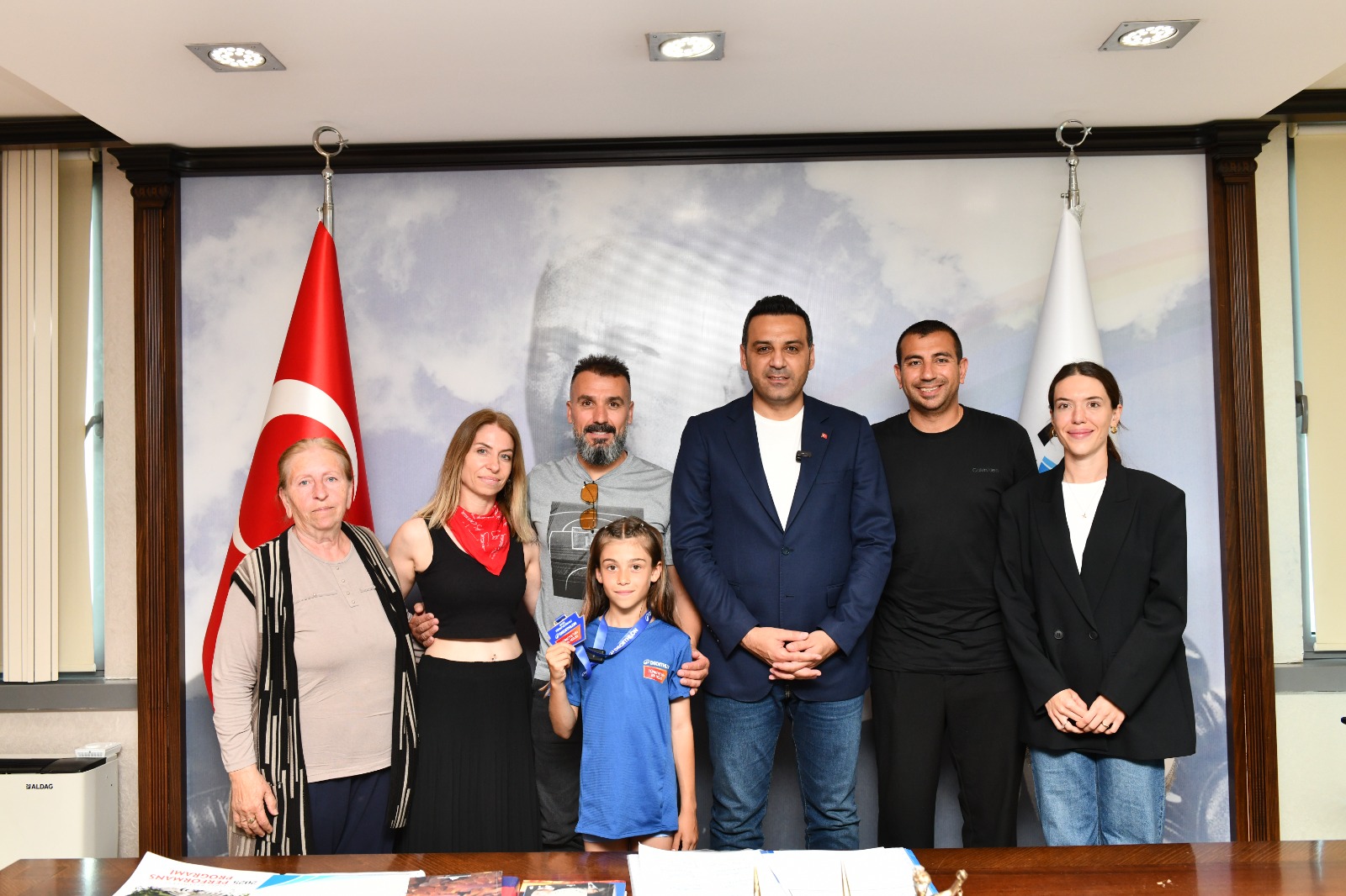 Türkiye’nin En Hızlısı Güneş’e Çiğli Belediye Başkanı Yıldız’dan destek