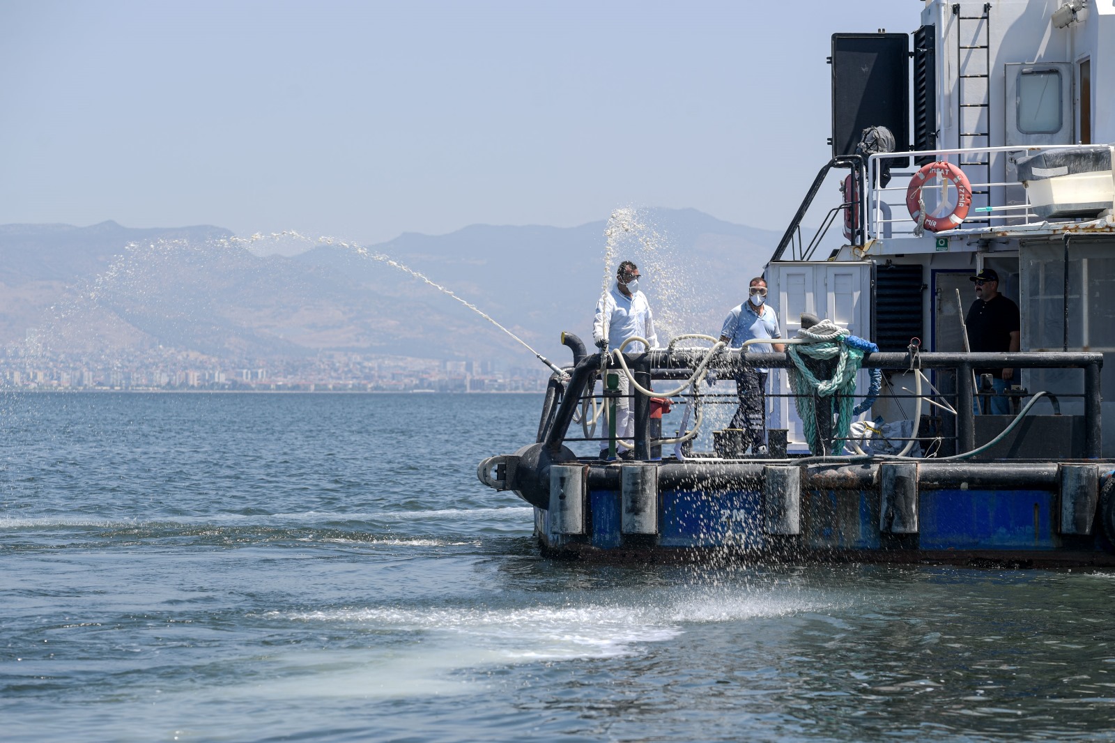 Çinli bilim insanı Dr. Yuan’dan İzmir Körfezi için önemli mesajlar:  “Körfez modifiye kil yöntemiyle nefes alacak”