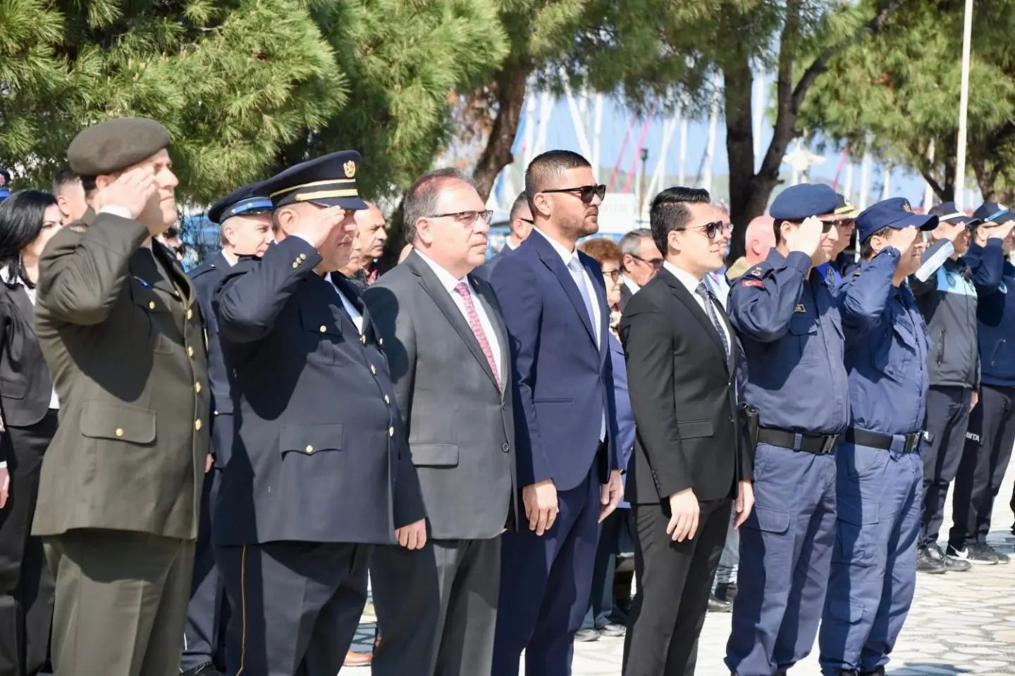 Foça'da Türk Polis Teşkilatının kuruluşunun 178'inci yılı gerçekleştirilen törenlerle kutlandı.