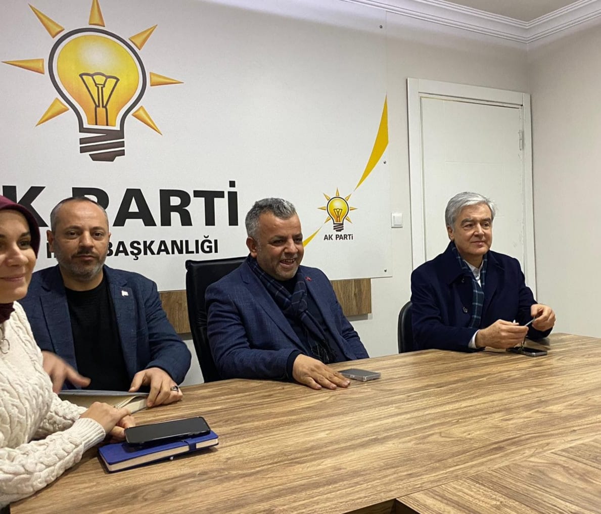 AK Parti Çiğli’de Gökçekaya sahada