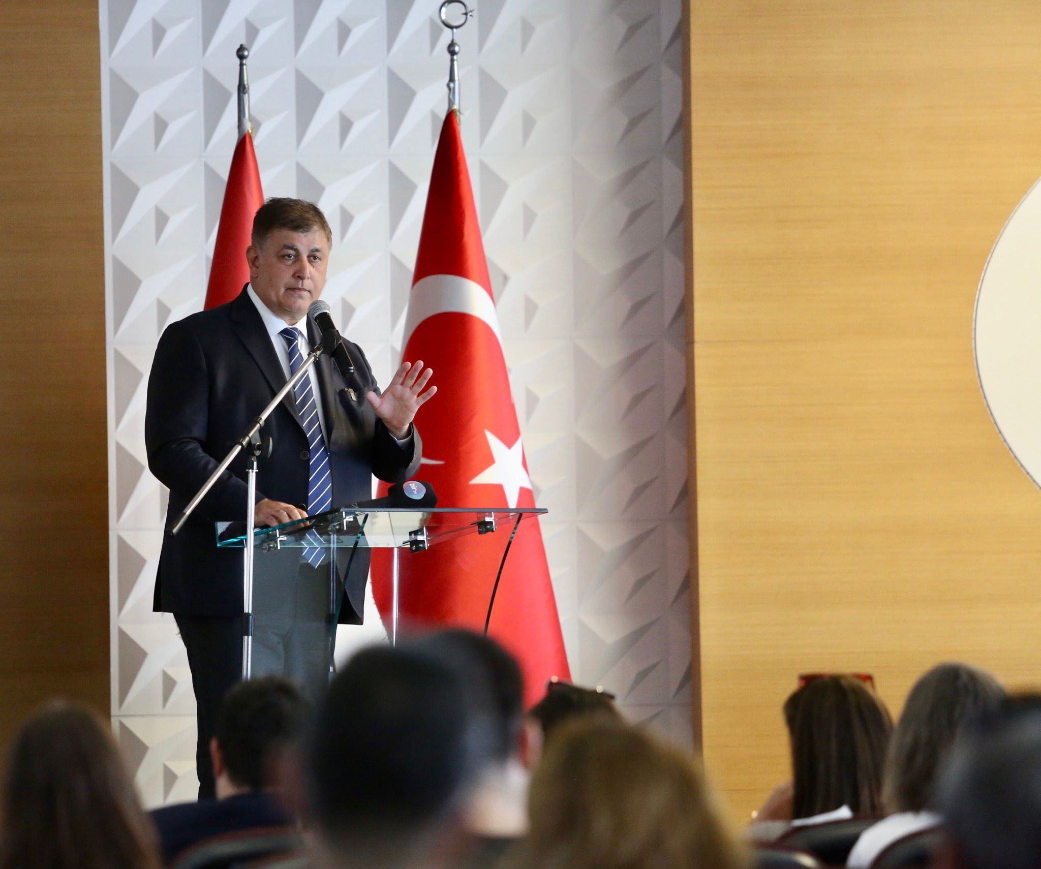 Karşıyaka Kentsel Gıda Strateji Belgesi geleceğe ışık olacak