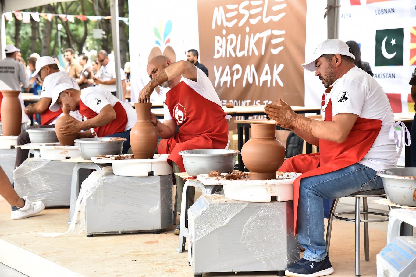 MENEMEN’DE 2. ULUSLARARASI ÇÖMLEK FESTİVALİ BAŞLIYOR