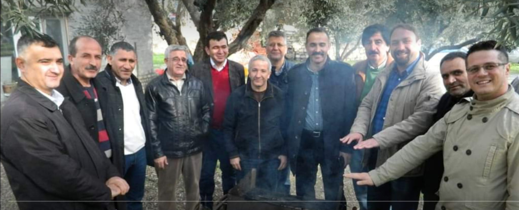 EMİRALEM TOPLANTILARI BEŞ MECLİS ÜYESİ, BİR BAŞKAN ÇIKARIRKEN, CİDDİ BİR MUHALEFETTE ÇIKARDI.