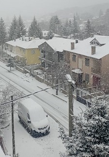 İZMİR’İN BOZDAĞ’INDA KAR GÜZELLİĞİ