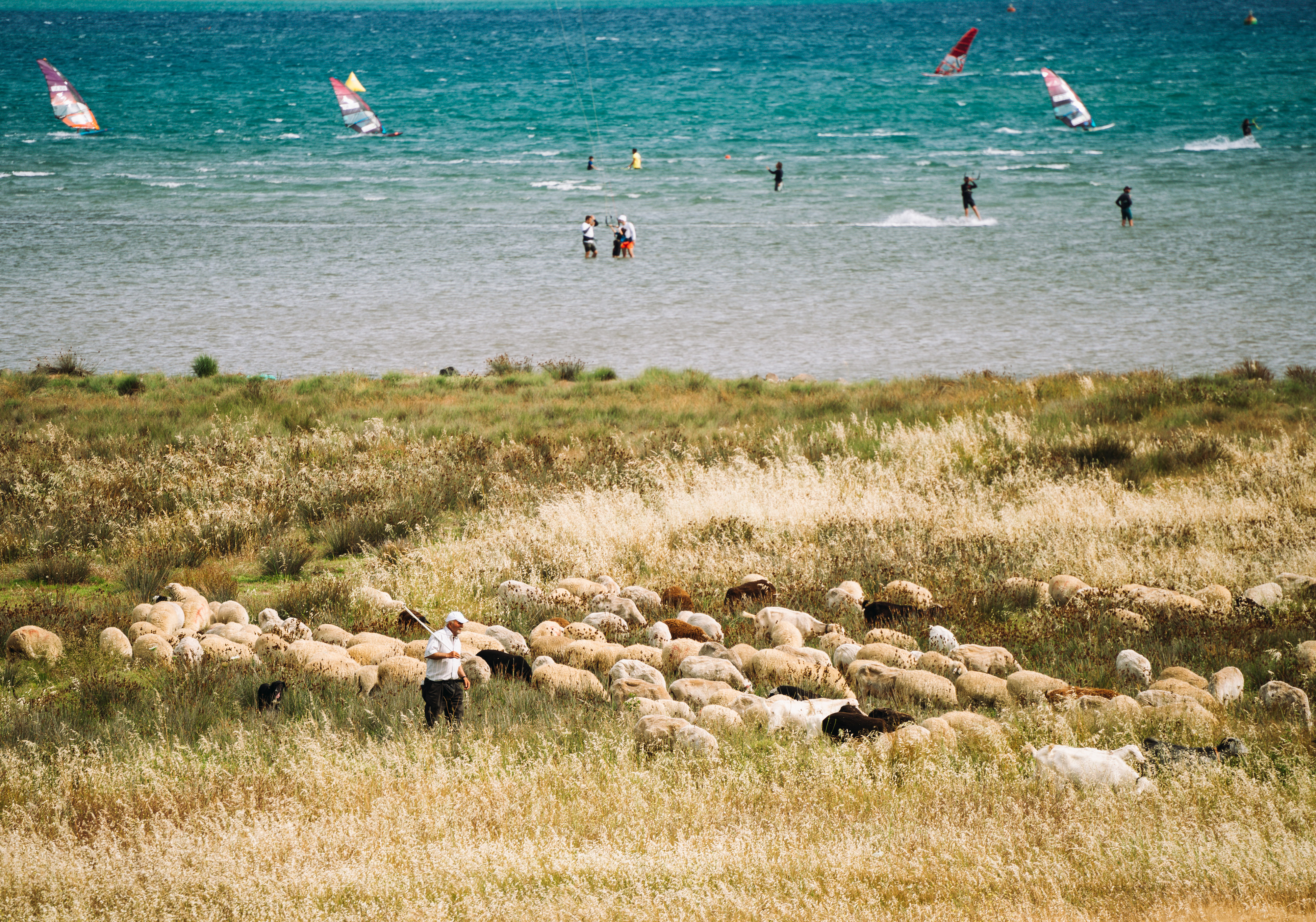 Alaçatı’da Sanat ve Dostlukla Dolu Bir Hafta: Fotoğrafçılar Maratonu ve 