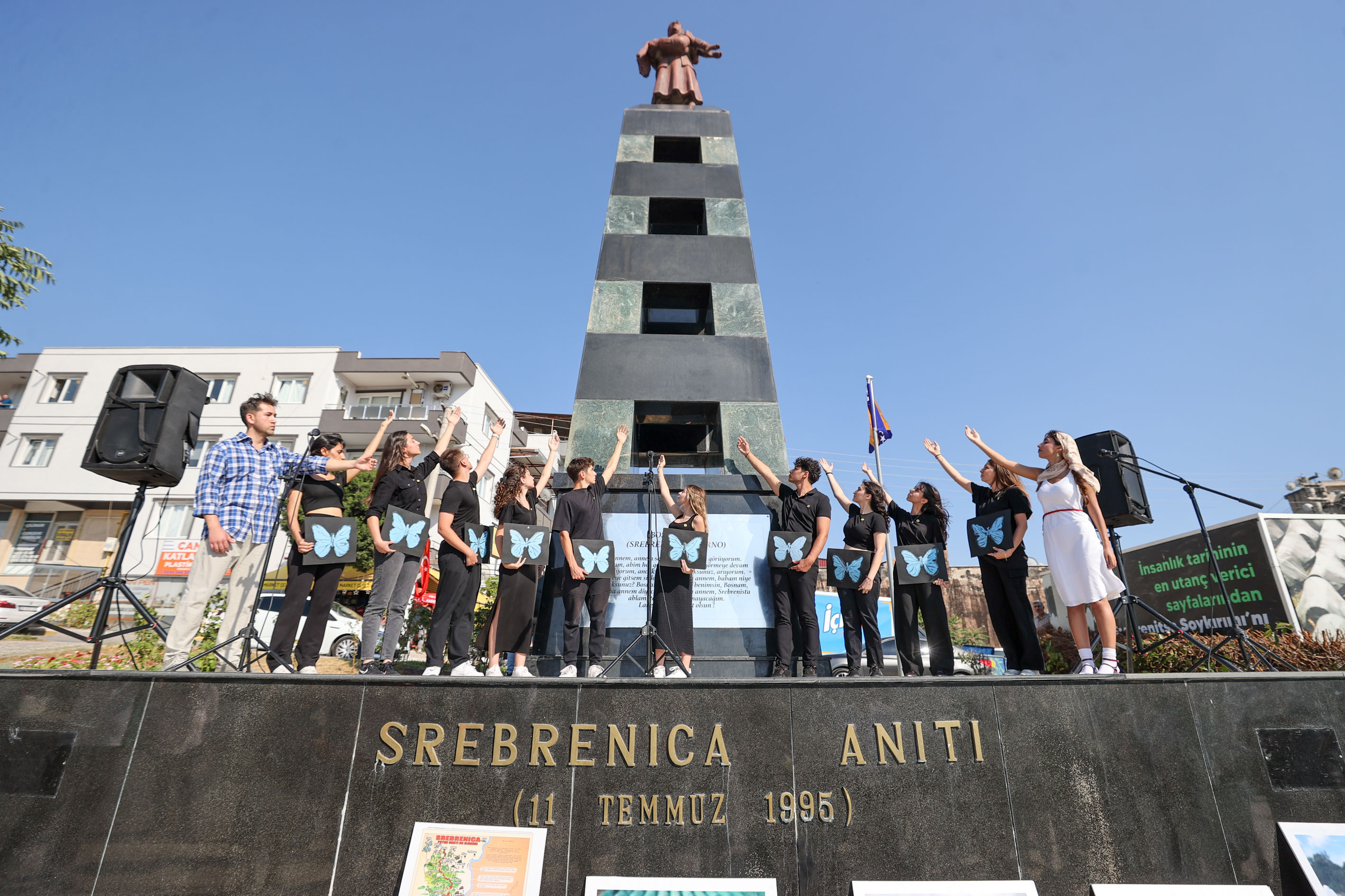 Srebrenitsa Soykırımı’nda katledilen canlar Buca’da anıldı