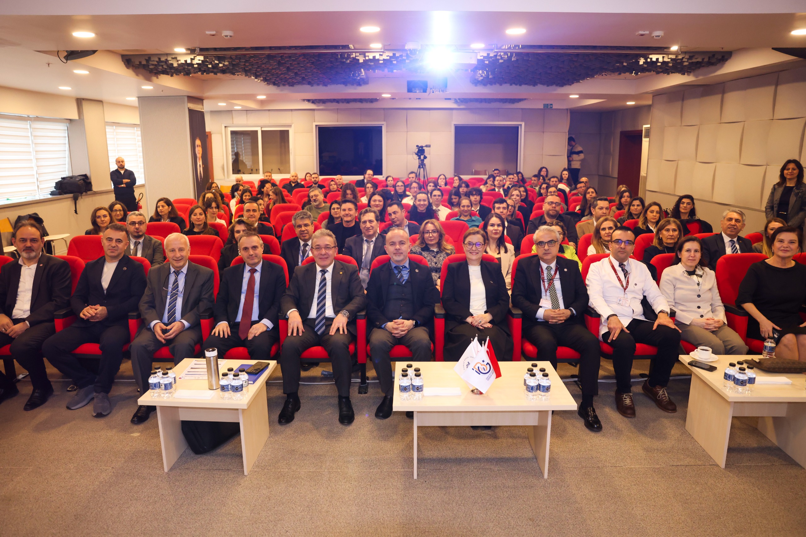 DEÜ’den Kanser Haftasında Farkındalık Seferberliği