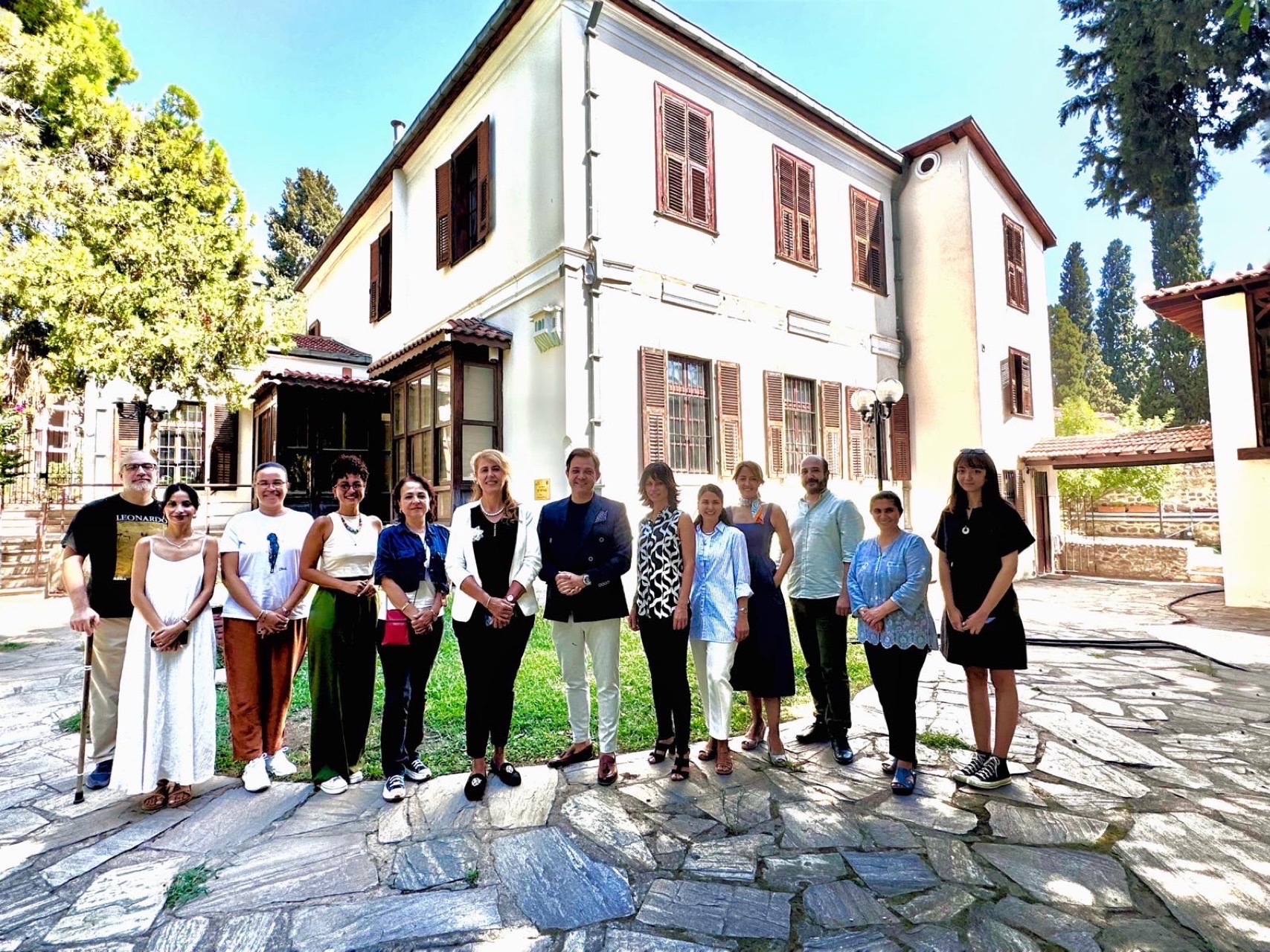 Ege Üniversitesinden bir ilk: Görsel İletişim Tasarımı Yüksek Lisans Programı açıldı