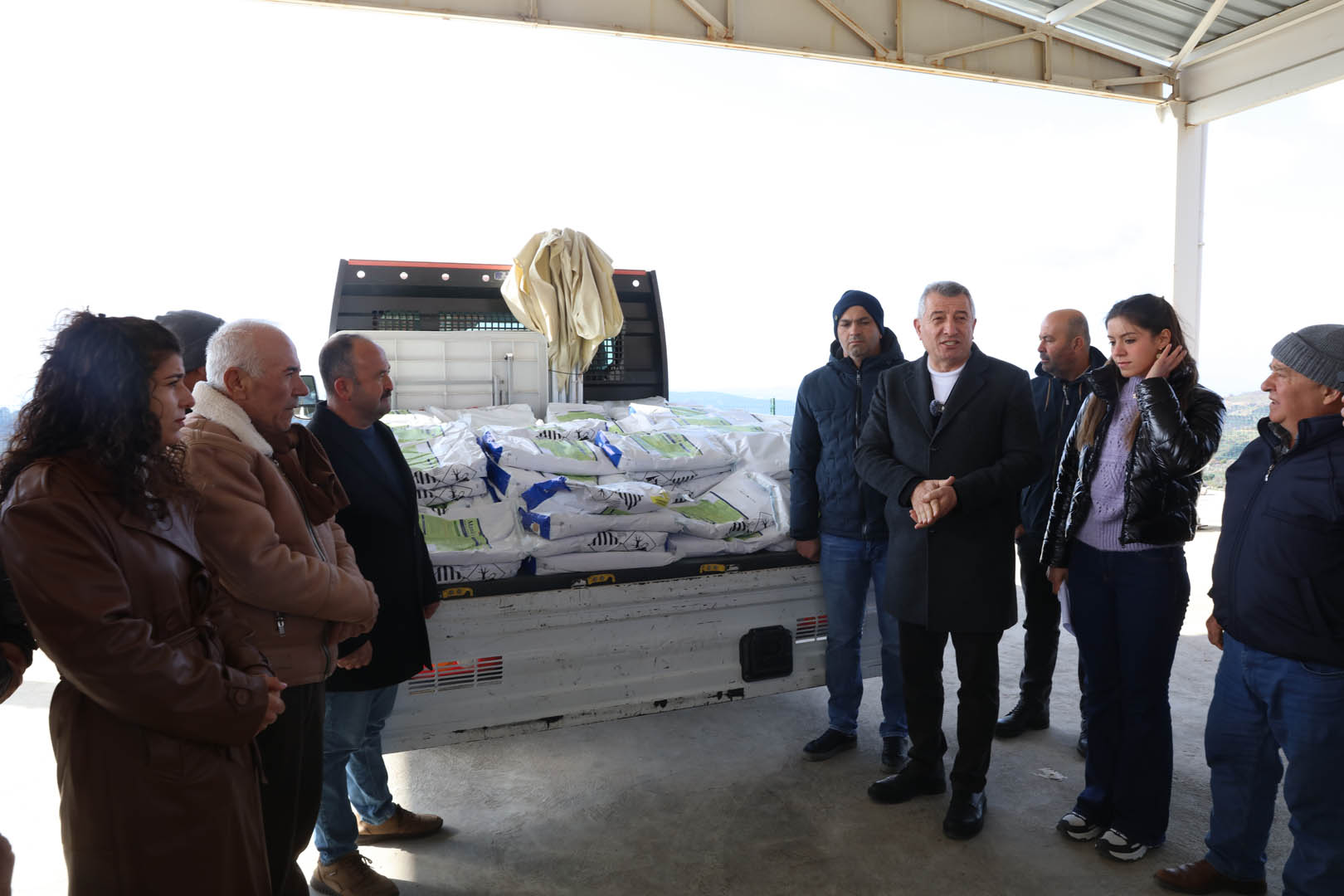 Güzelbahçe Belediyesi’nden Çiftçilere Can Suyu