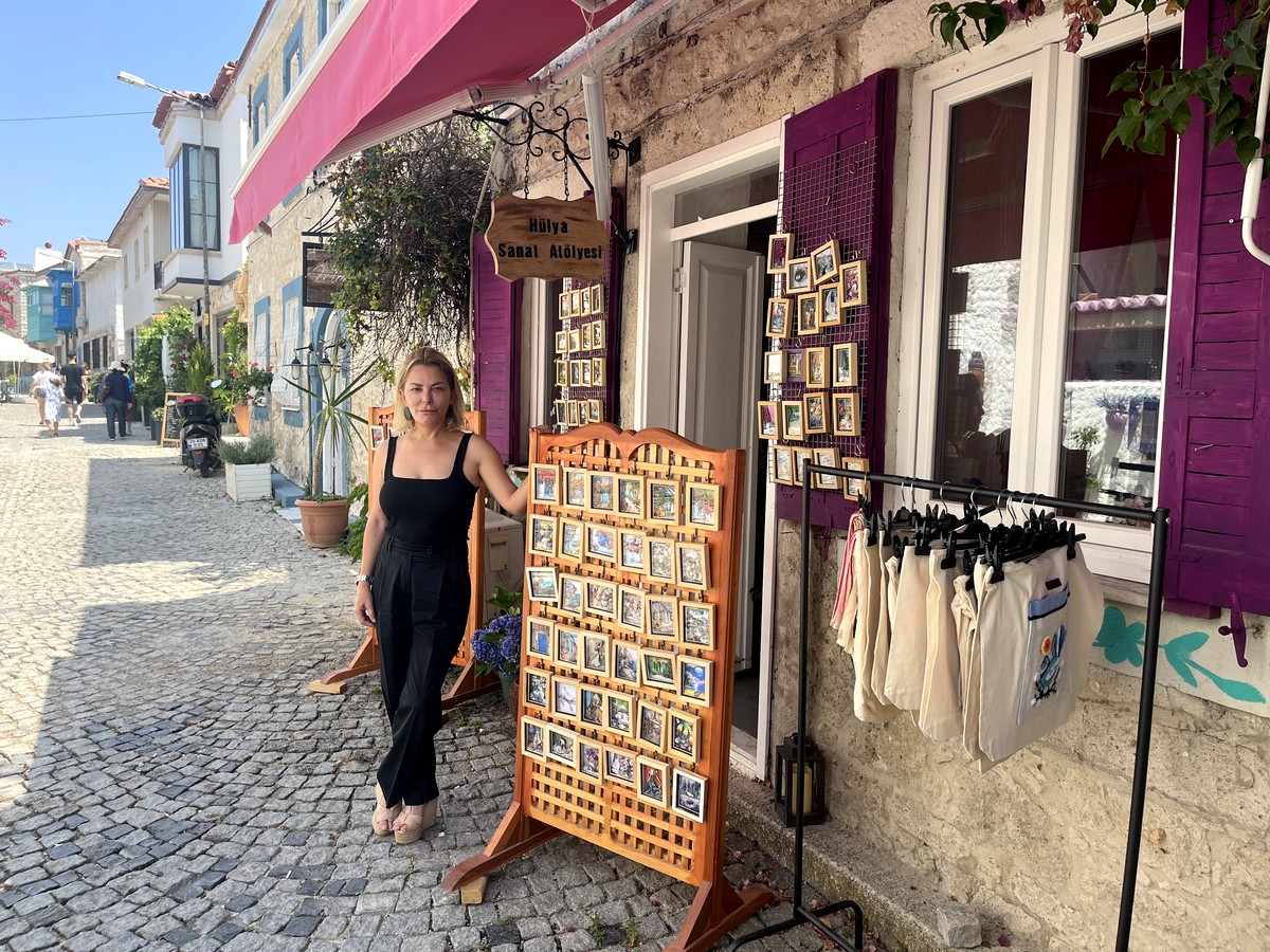 ALAÇATI SANATLA GÜZEL