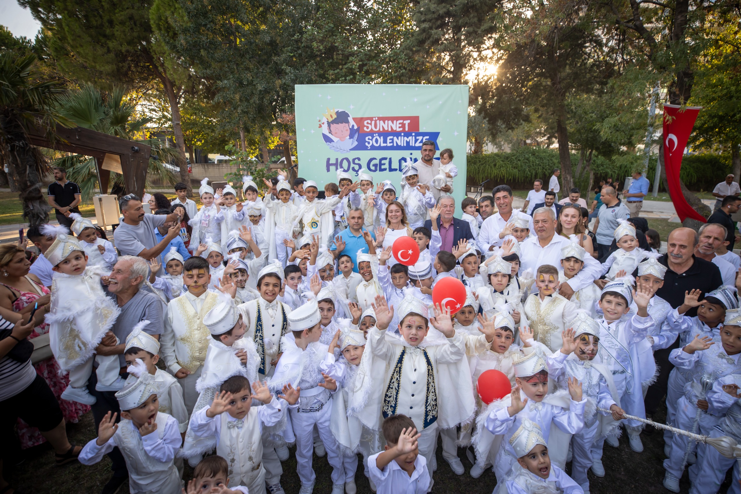 Konak’ta dayanışma şöleni