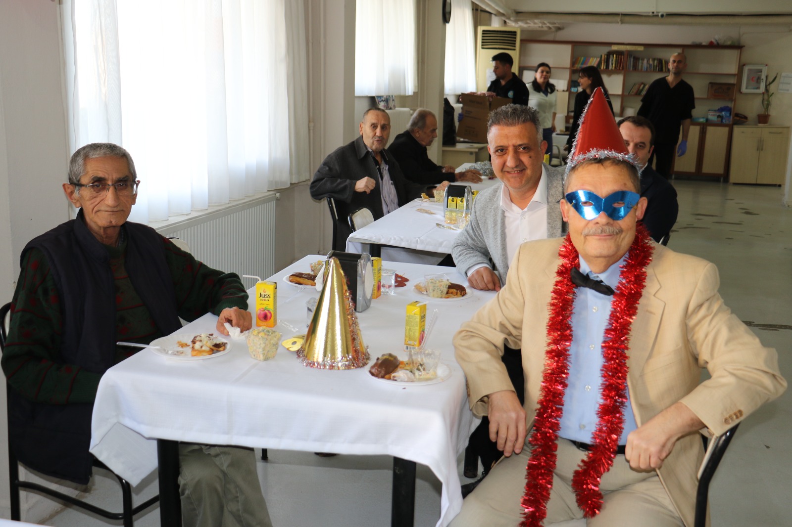 Manisa Büyükşehir Değerli Büyüklerini Unutmadı