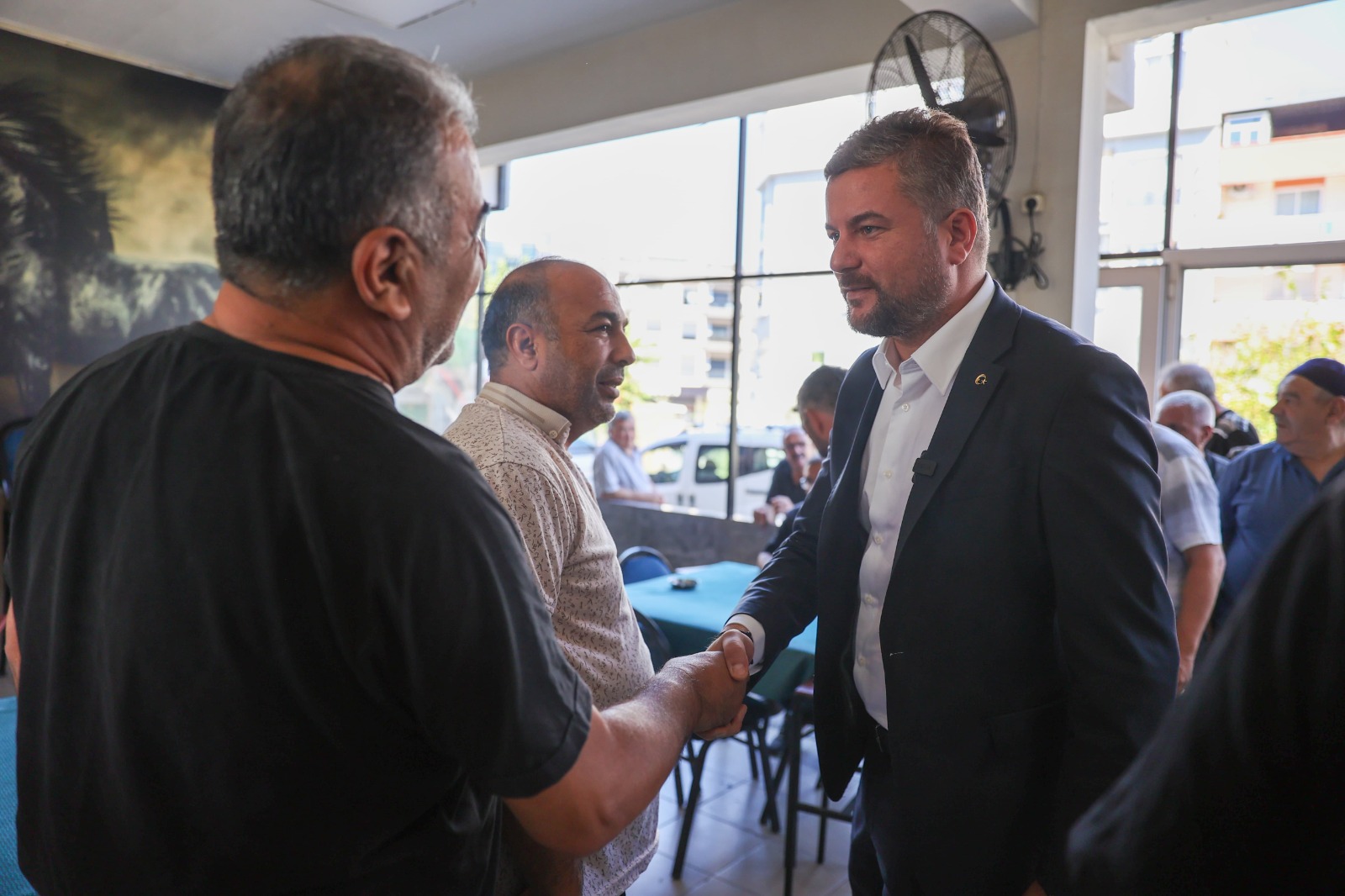 Buca Belediye Başkanı Görkem Duman, mahallelerdeki ziyaretlerine devam ediyor