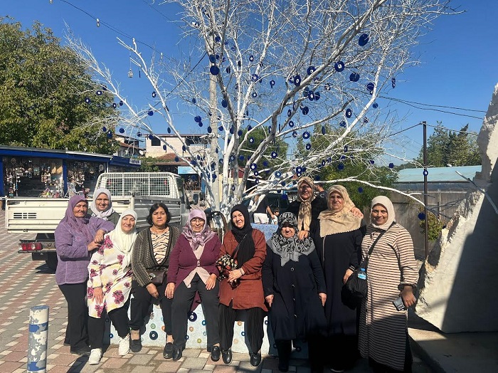 Çiğli Belediyesi’nden kadınlara kültürel gezi: Nazarköy’ün büyülü atmosferine yolculuk