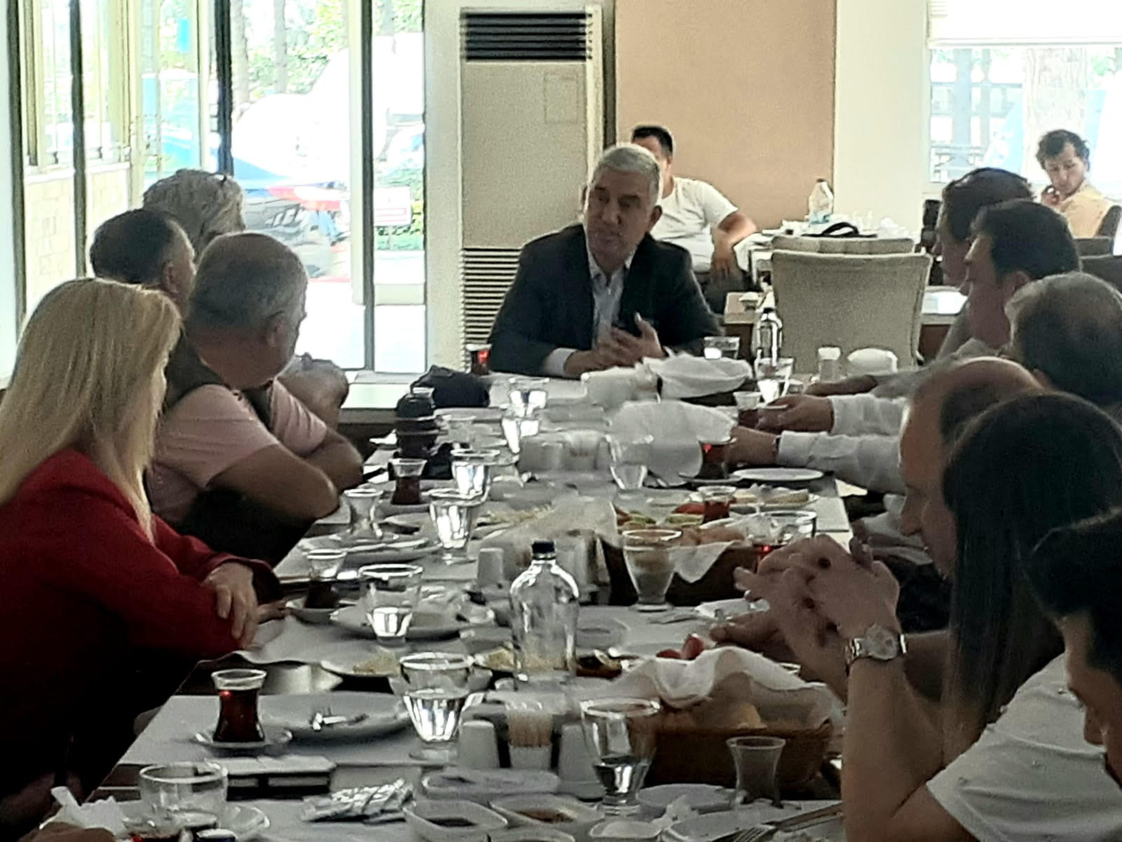 Bergama'da Yeni Bir Başlangıç: Belediye Başkanı Prof. Tanju Çelik'ten Kent Konseyi Hamlesi