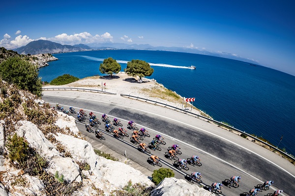 2025 Cumhurbaşkanlığı Türkiye Bisiklet Turu, sadece uluslararası yıldızların değil, Türk bisikletçilerin de sahne aldığı, geleceğe dair umut veren bir yarışa dönüştü.