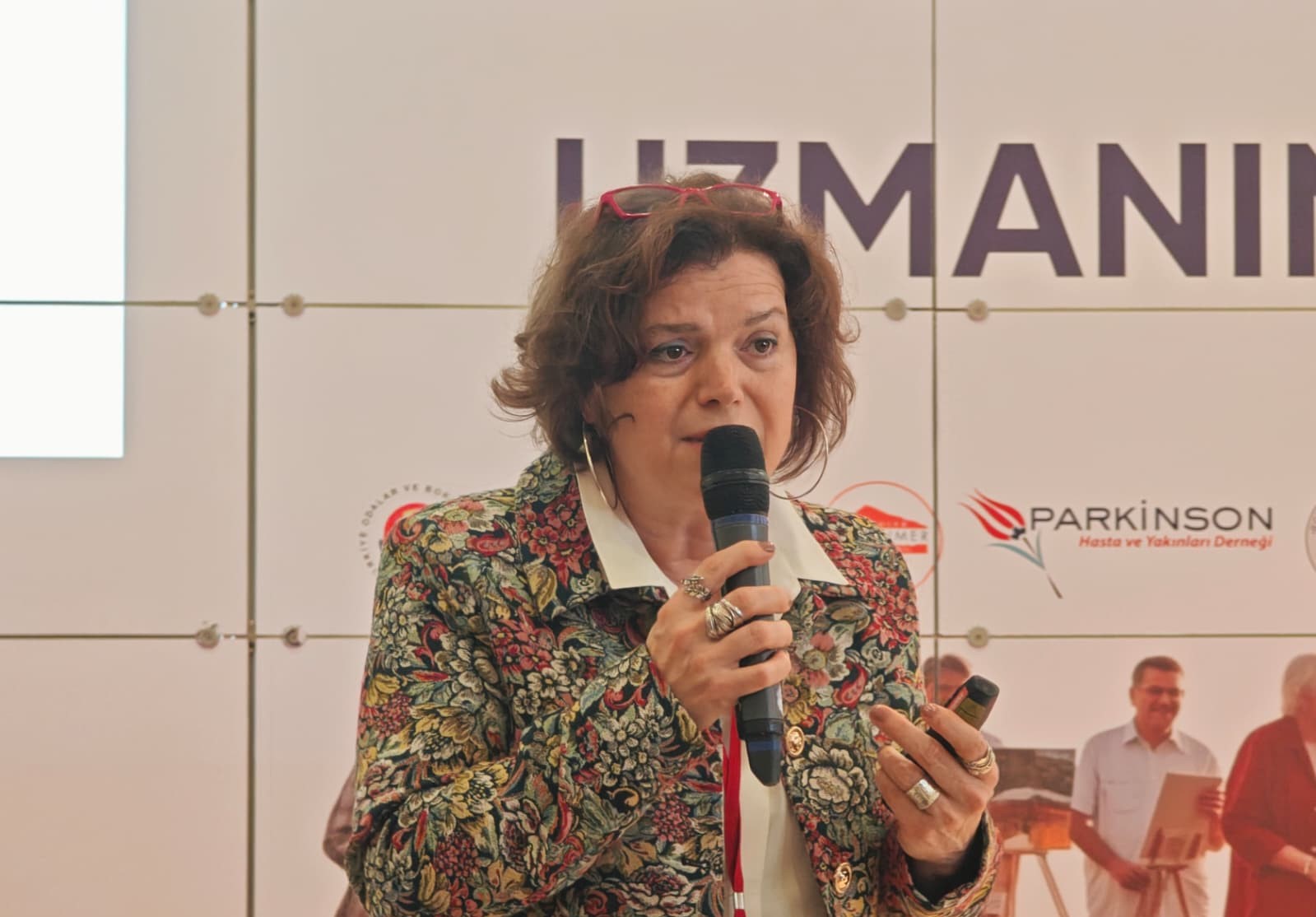 Uzmanından 'kedi dışkısı ve çiğ et' uyarısı: Beyni etkileyen sinsi risk