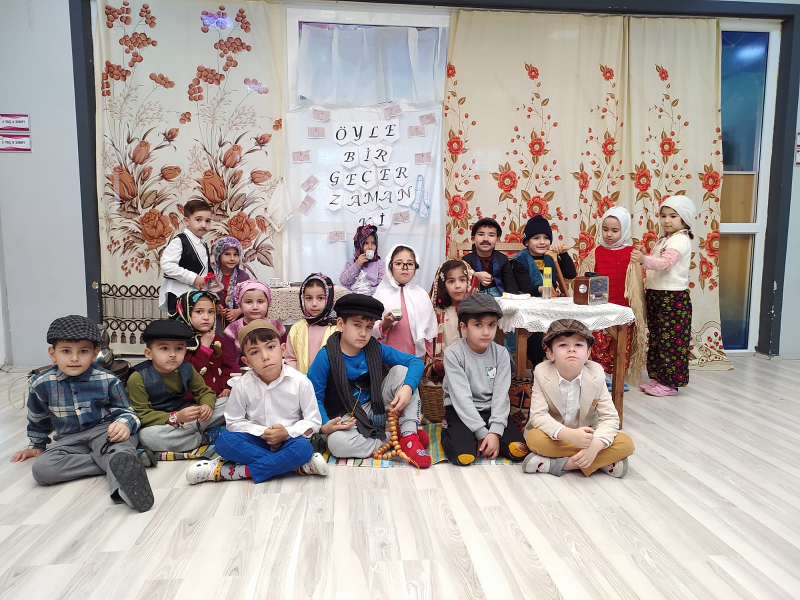 Kiraz Anaokulu Minikleri Yaşlılara Saygı Haftasında Büyüklerini Unutmadı