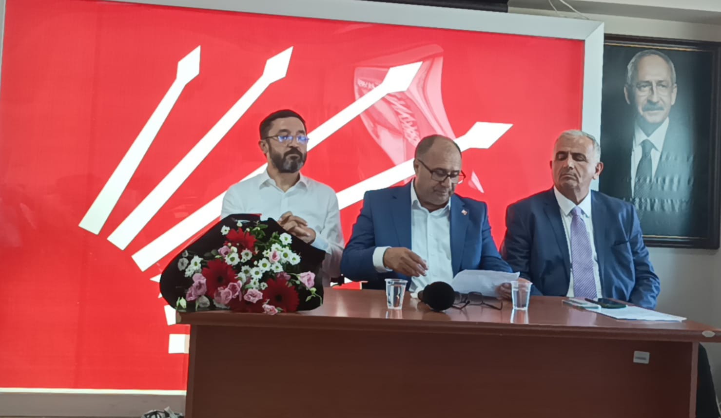 Çiğli CHP’de Akgül aday.