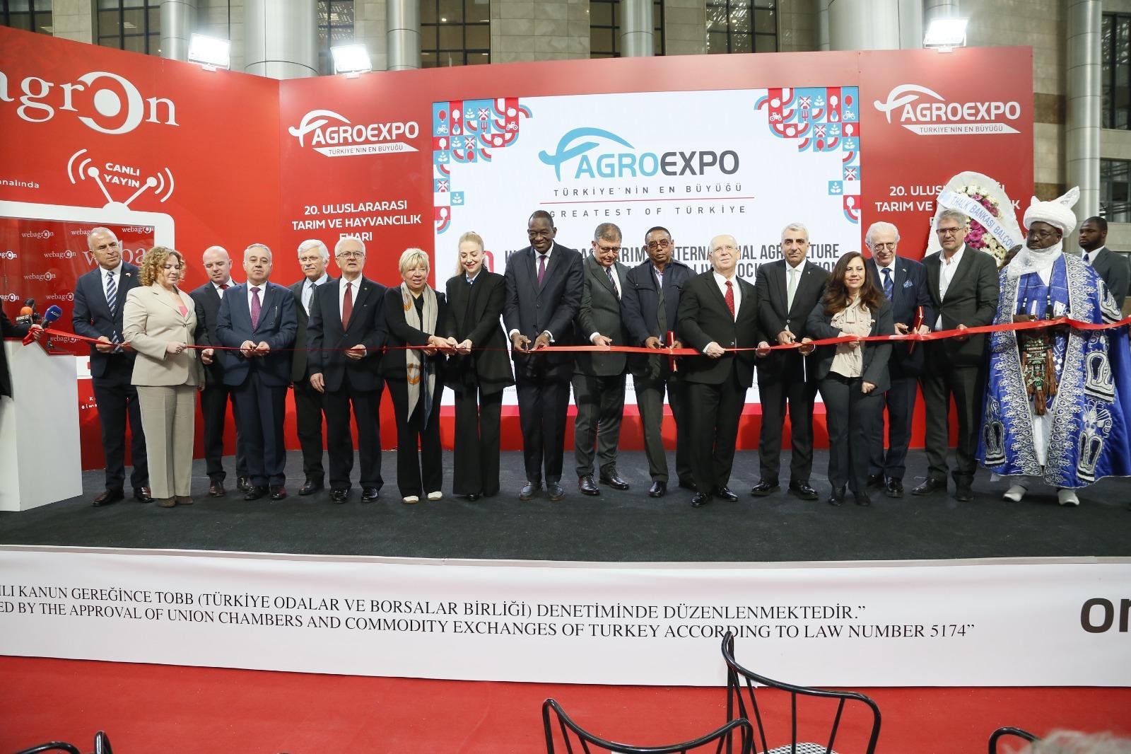 AGROEXPO DÜNYA TARIMINI  20. KEZ BİR ARAYA GETİRDİ