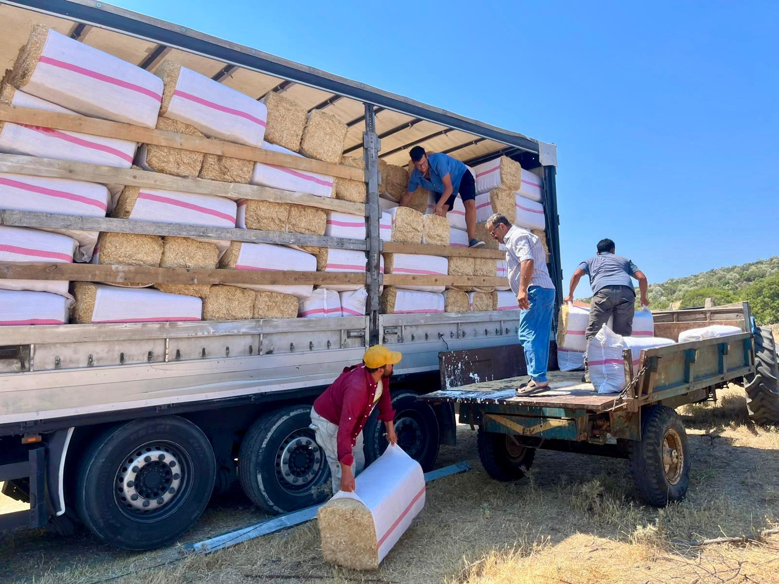 Urla Belediyesinden yangın sonrası üreticiye destek eli