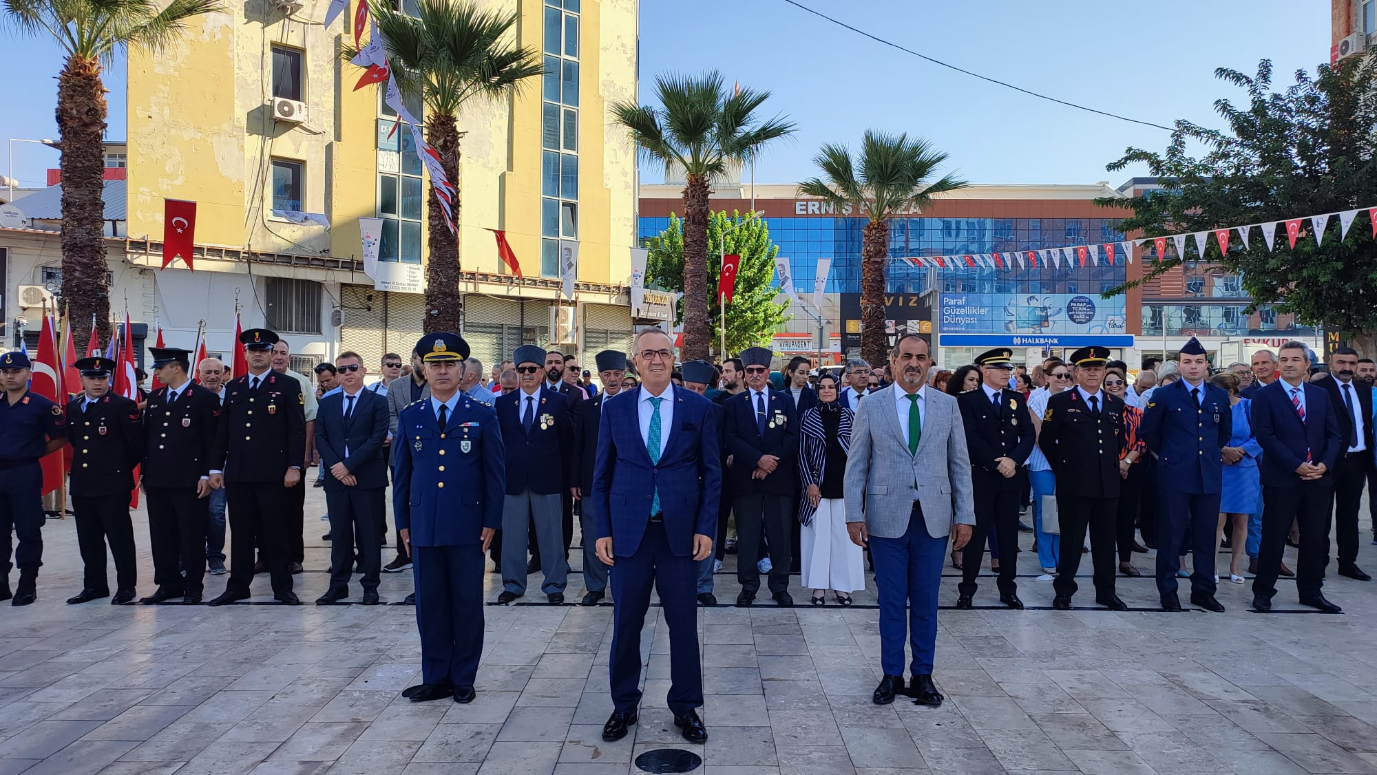 19 Eylül Gaziler Günü dolayısıyla Çiğli’de kutlama programı düzenlendi.