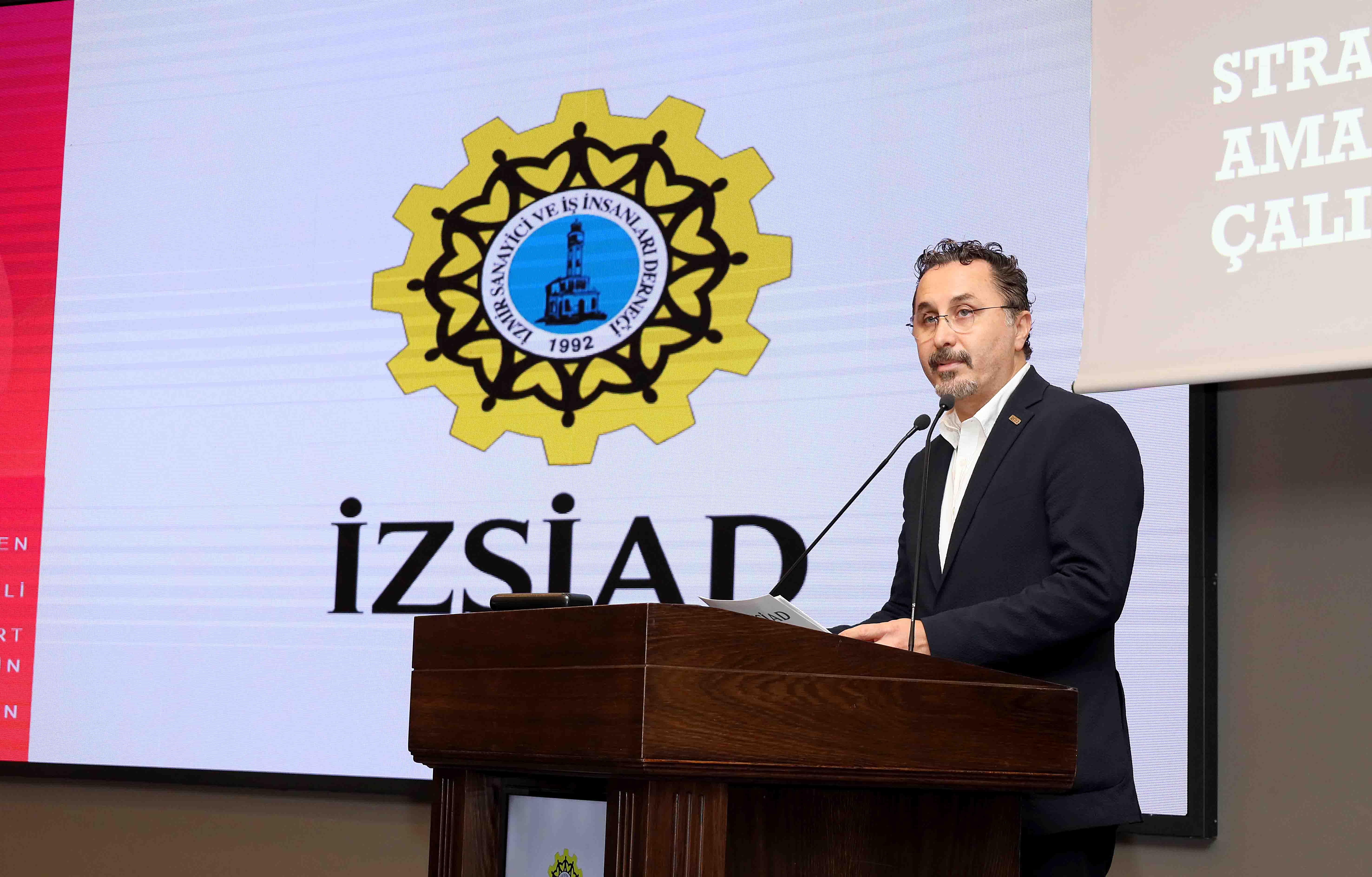 İZSİAD’dan ‘Gazetelerin Ege Ekleri Kapatılmasın’ Çağrısı  Cengiz: “Yerel, ulusalın besleyicisidir”   