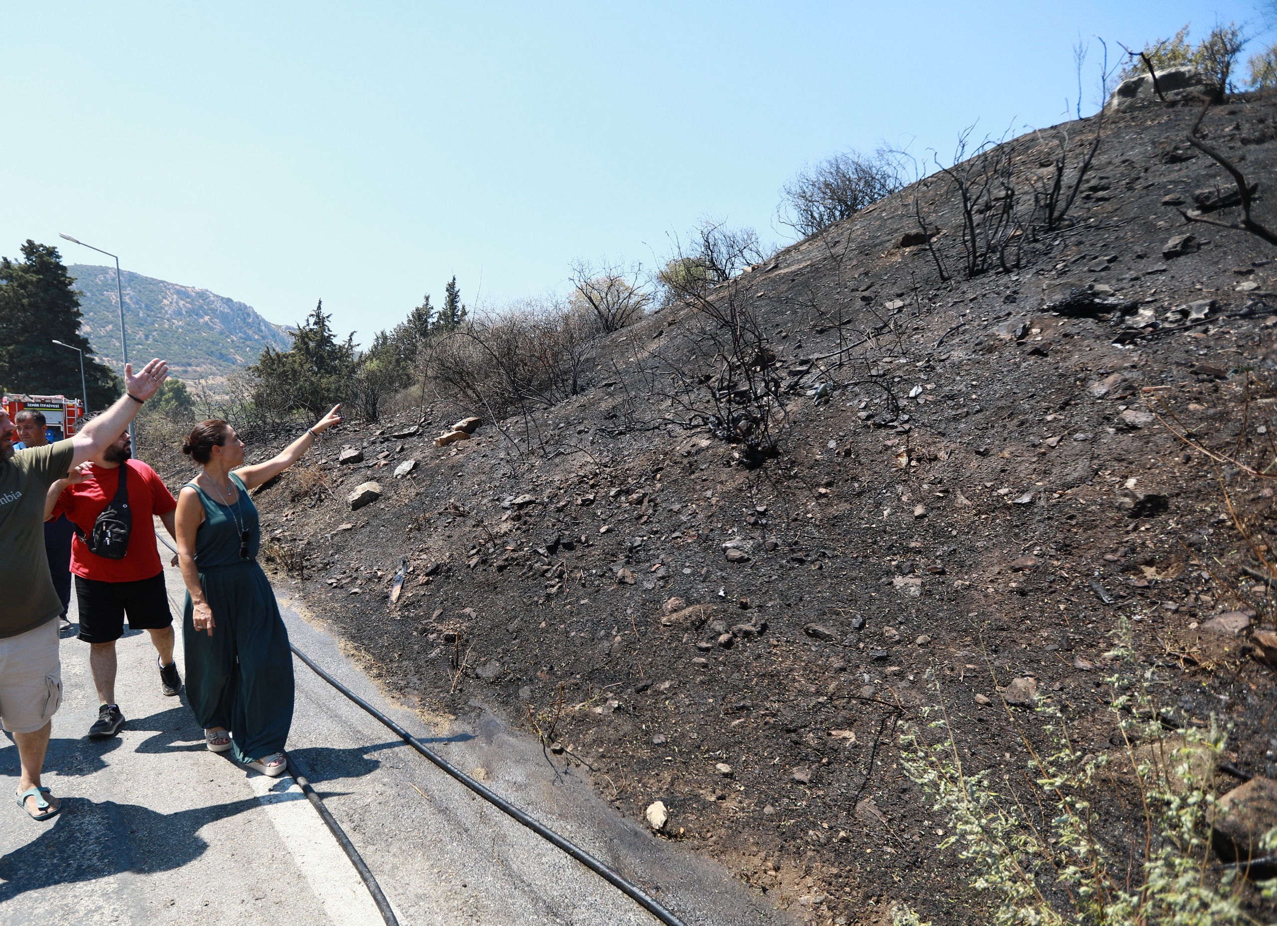 Efes Alt Kapı yangını sonrası Filiz Başkan’dan izmarit uyarısı!