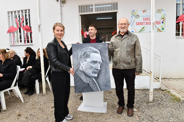 Kaklıç Sanat Akademisi’nin Yıl Sonu Sergisi Büyük İlgi Gördü