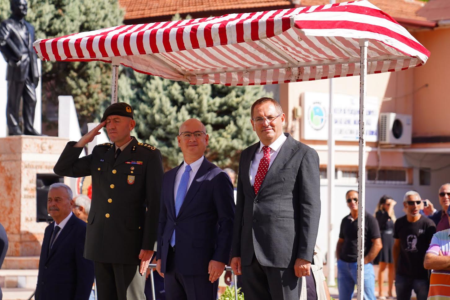 ALTINOVA’DA KURTULUŞUN 101. YILI COŞKUYLA KUTLANDI