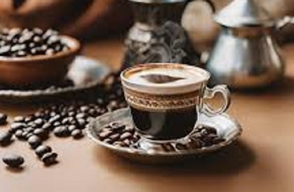 EÜ’de “İçinde Hayat Olan Fincanlar Söyleşisi” düzenlendi