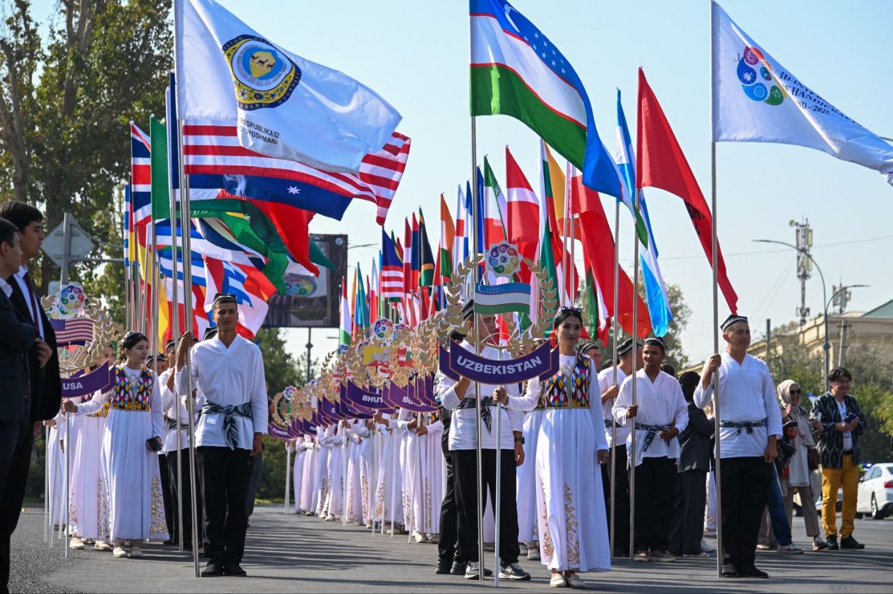 Menemen çömleğine Özbekistan'da büyük ilgi
