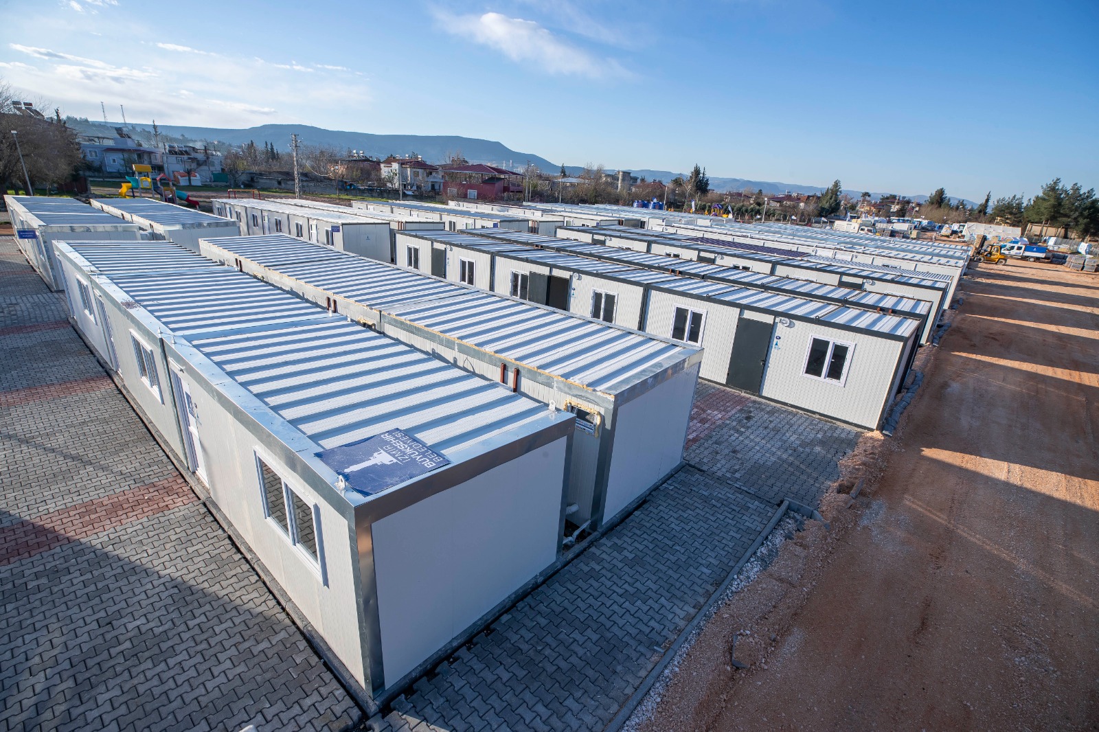 Kahramanmaraş'ta 120 konteynerin kurulumu tamamlandı