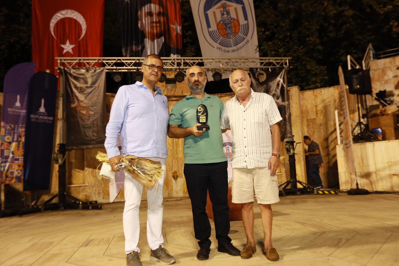 TÜRKİYE TİYATRO BULUŞMASI’NDA DEPREM HASSASİYETİ