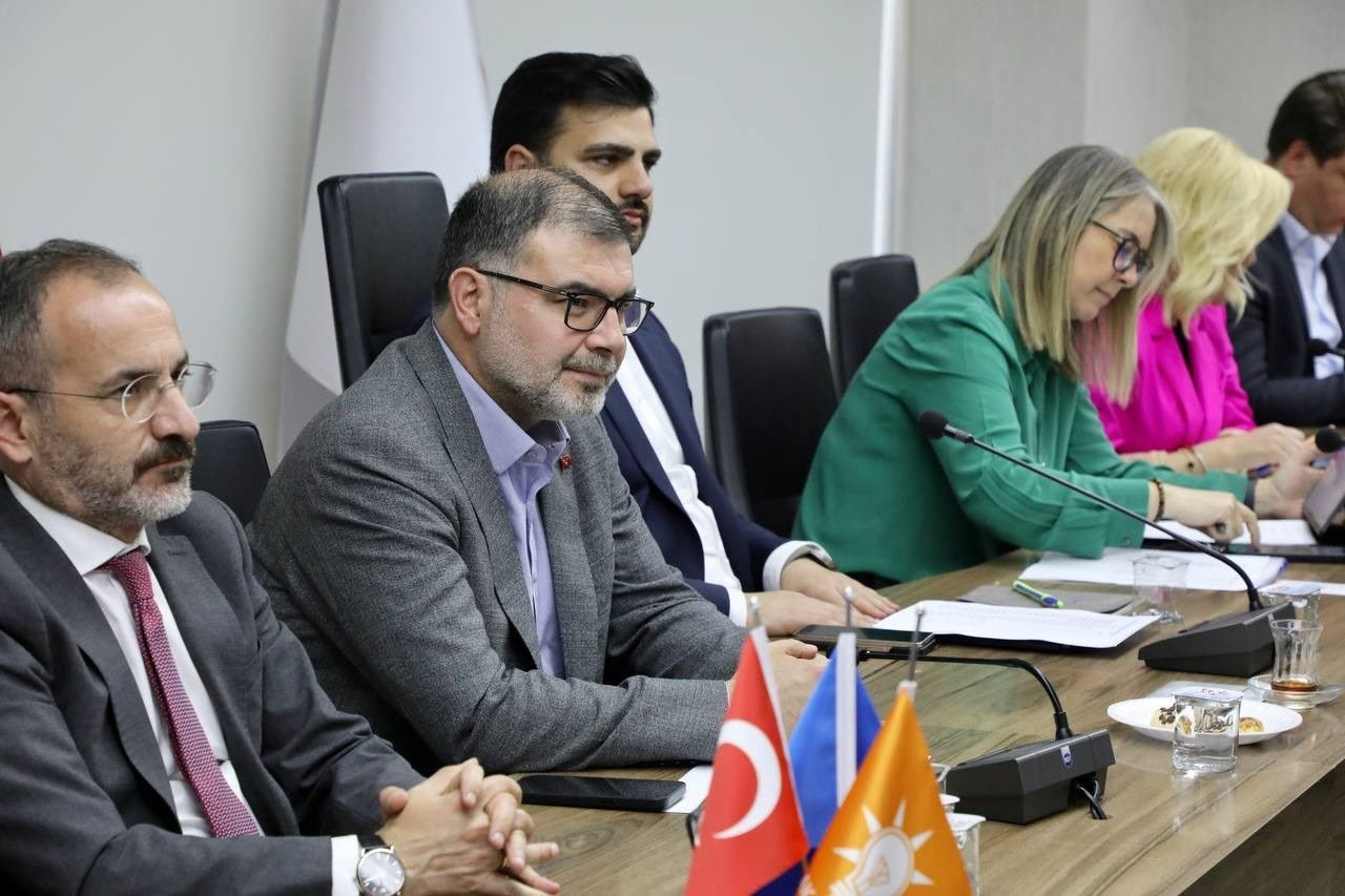 Büyük zaferin sandığında buluşacağız