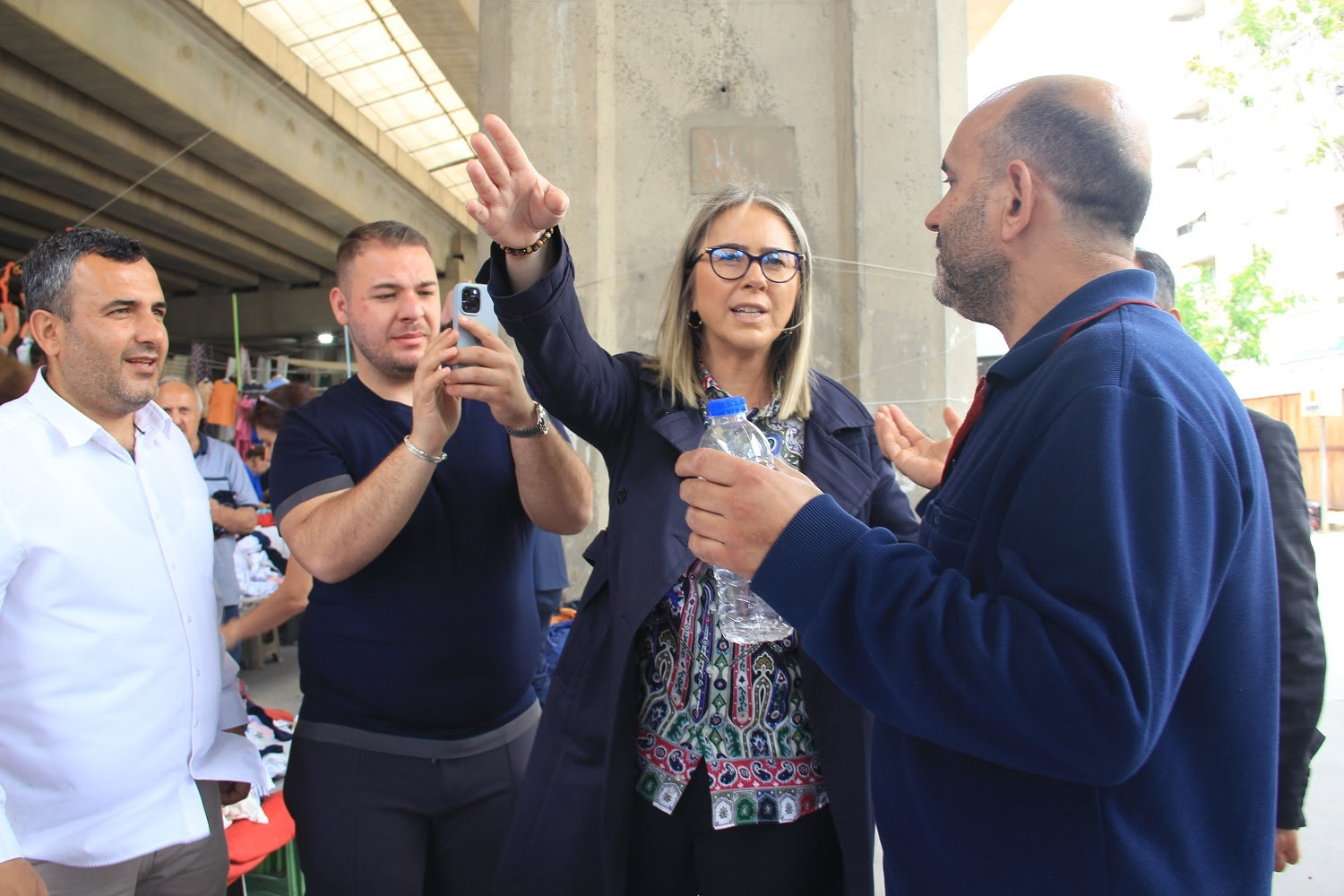 AK Partili Çankırı’dan Başkan Soyer’e ‘Pazaryeri’ çıkışı