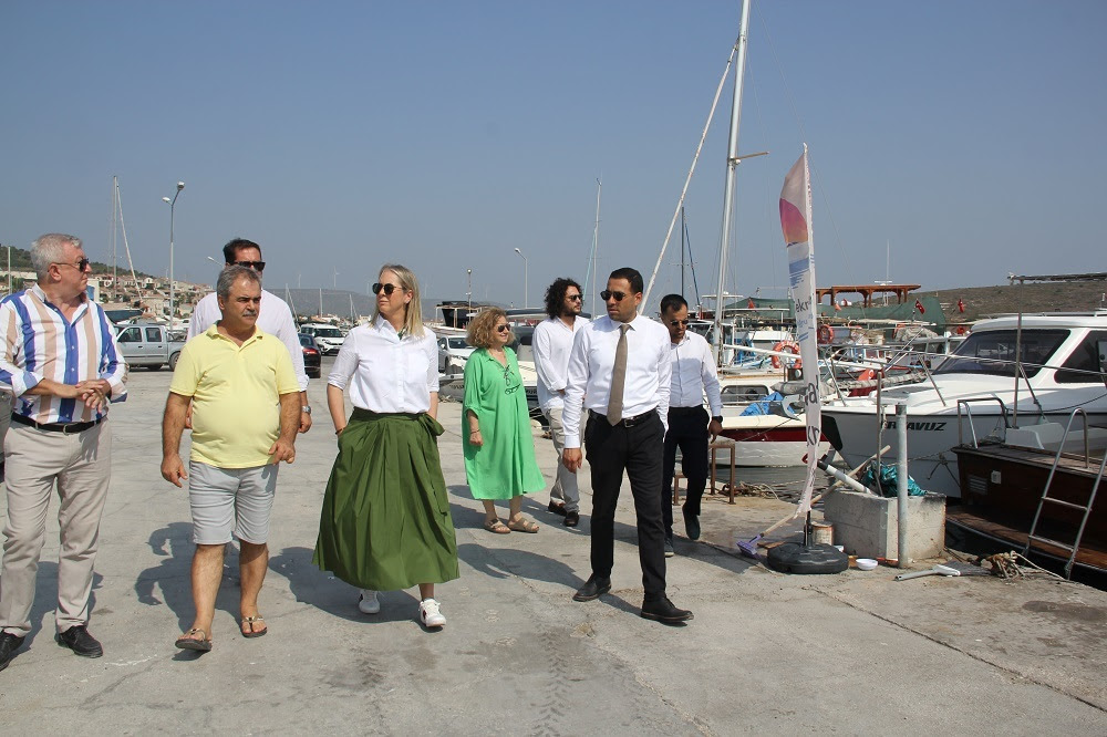 AK Partili Çankırı’dan Çeşme Belediyesi’ne  ‘balıkçı barınağı’ Tepkisi