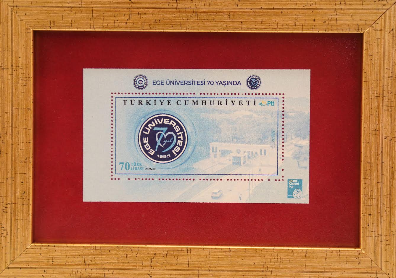 Ege Üniversitesinin 70. kuruluş yıl dönümüne özel anı pulu basıldı