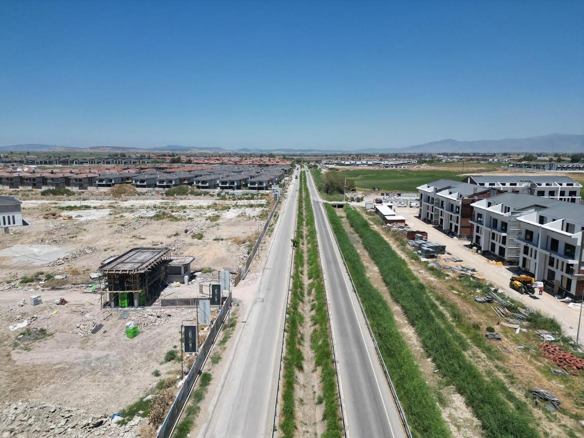 Sasalı’da hummalı çalışma sürüyor  “Önce Altyapı Sonra Çevre Düzenlemesi”