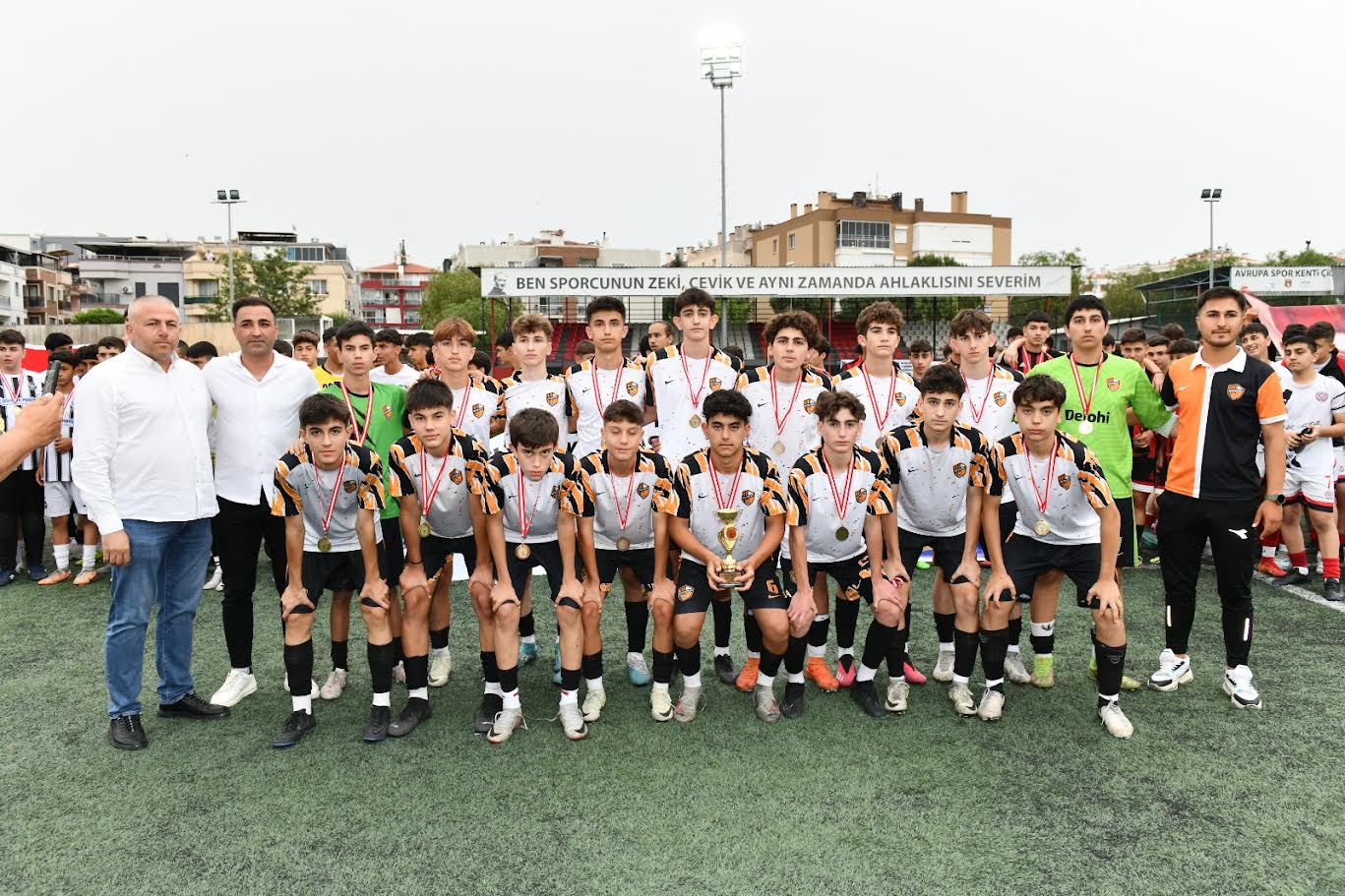 Çiğli’de “19 Mayıs Futbol Turnuvası” Heyecanı Sona Erdi